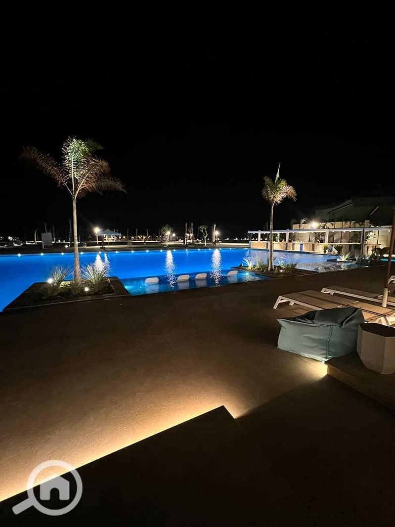 9 915ed9e5-d5a0-4e24-8cf3-1edbed03d941. jpeg