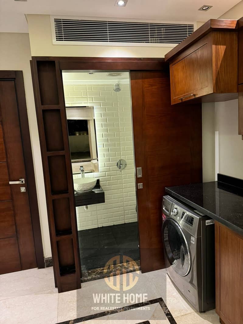 7 e8030faf-036b-480f-af94-df56293dbc1c. jpeg