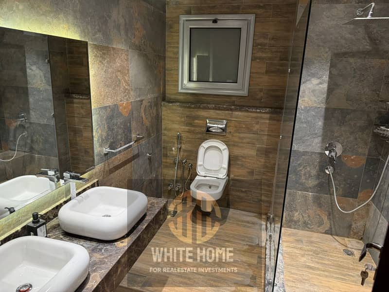 12 4514ea97-de5e-42fa-8d1e-1a1fb3e7b0a2. jpeg