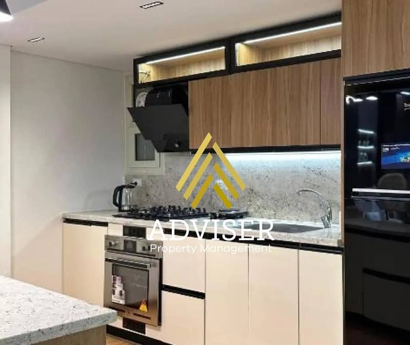 4 8288056-c61c0o. jpg