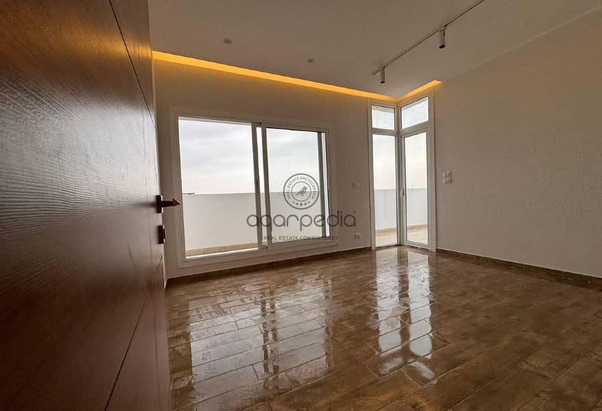 11 ff66e0b7-7396-4454-b1b2-7fa5285b244b. jpg