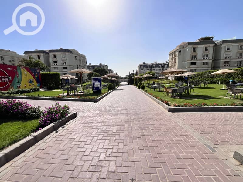 2 IMG_8897 (1). jpeg