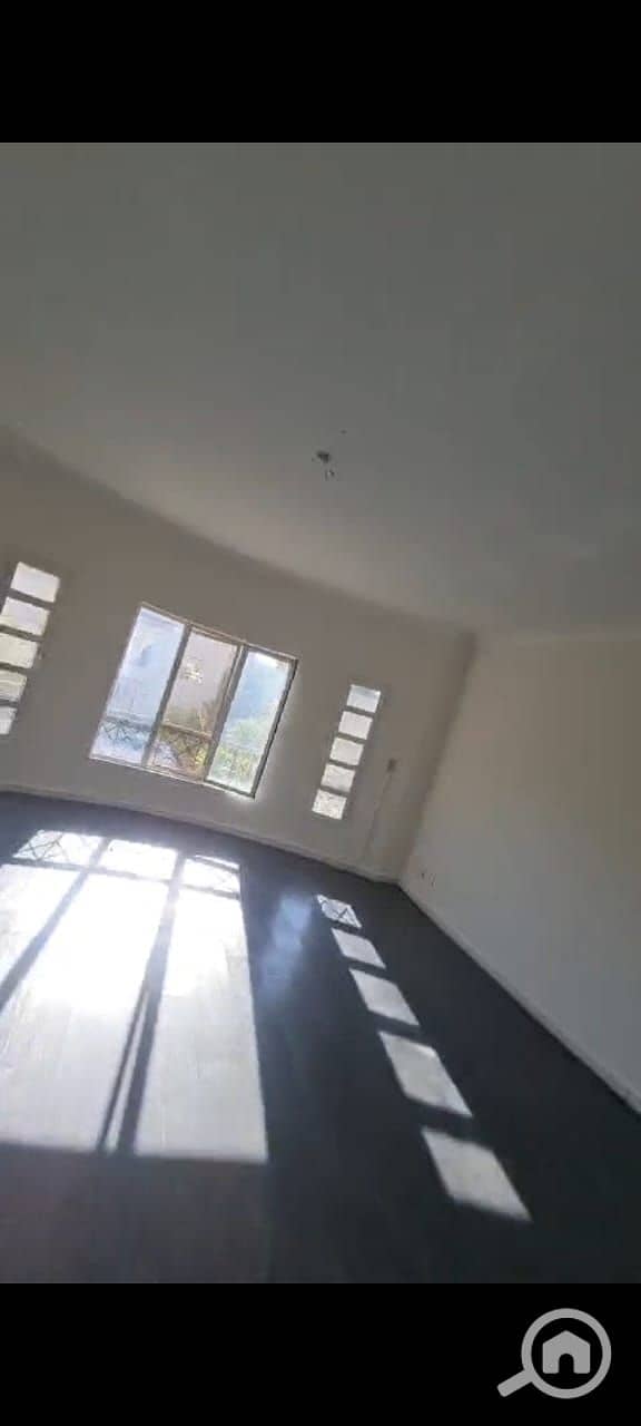 6 5b8a2f6d-fda9-4a7a-89fd-989fbc89ad34. jpeg