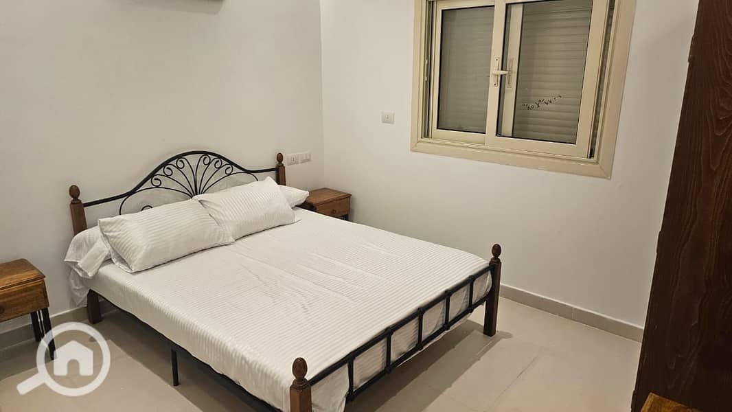 18 cb1948b3-2dde-47b7-a7c1-f69369d84374. jpeg