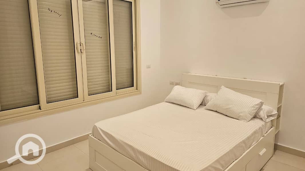 23 ebe8860f-0bf8-4d0a-b0bb-c522d05fe6d7. jpeg