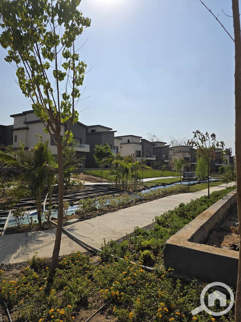 2 WhatsApp Image 2025-10-27 at 4.17. 04 PM (5). jpeg