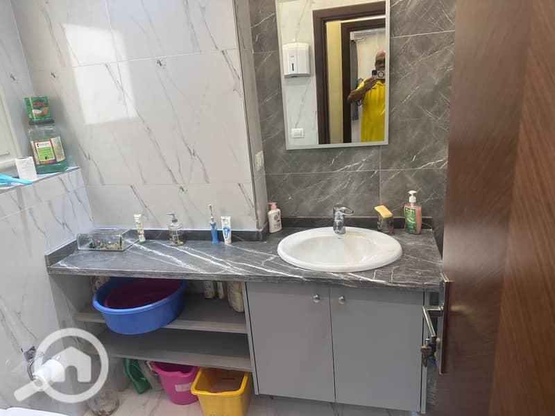 12 d19686e4-665a-4740-8340-de8699e1cf43. jpeg