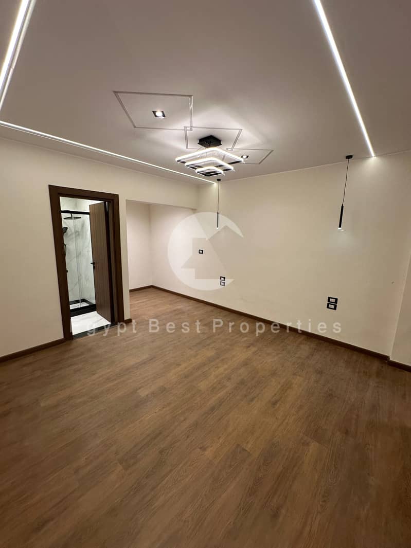 6 WhatsApp Image 2025-11-24 at 5.50. 58 PM (1). jpeg