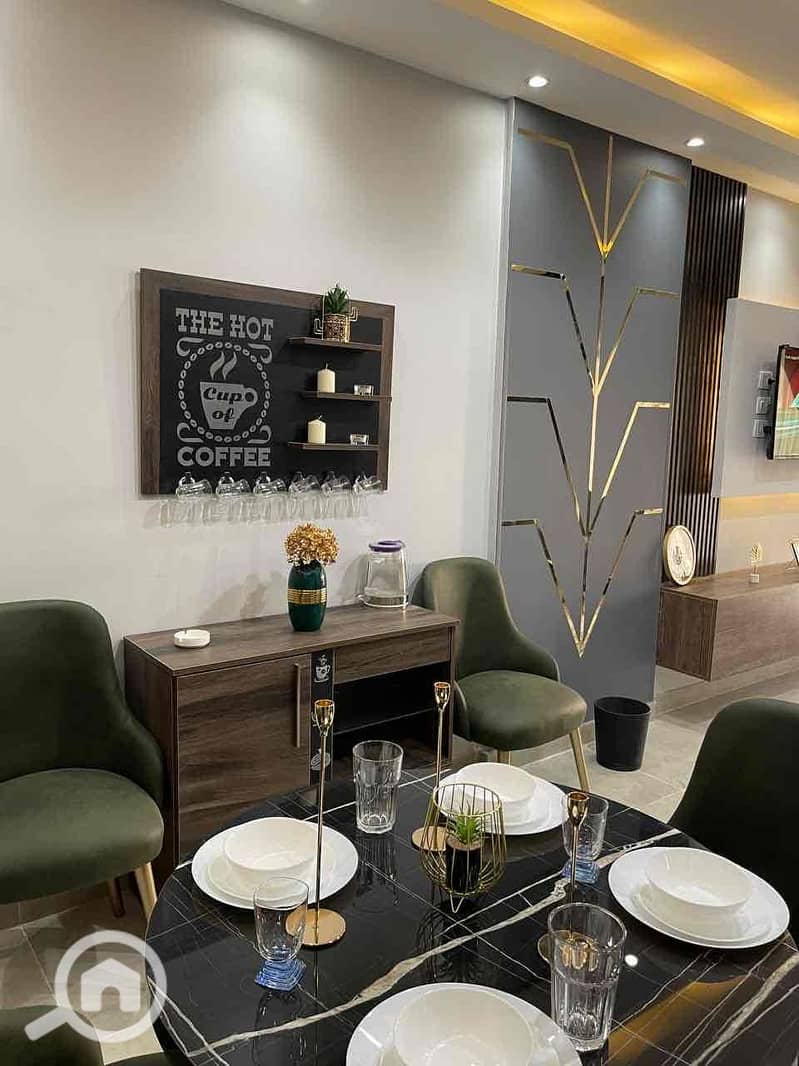 12 4ca17fda-8426-488e-936c-8110b427fdbf. jpg