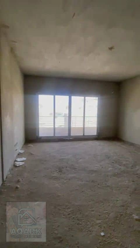 8 c6ff6ca2-044f-414c-87f6-e03d01ddb620. jpg