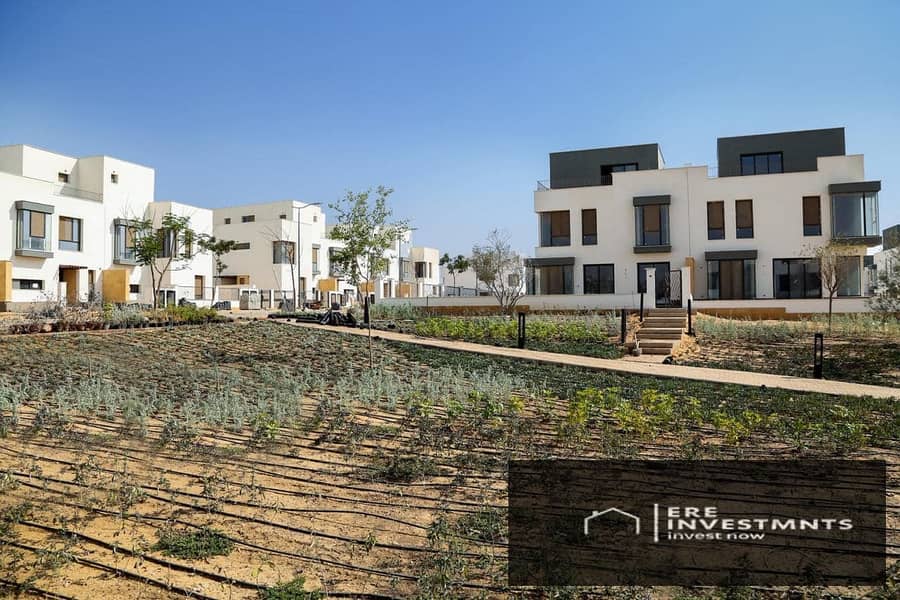 10 3527b2d9-a5bb-4717-914e-4f7f16a0931b. jpg