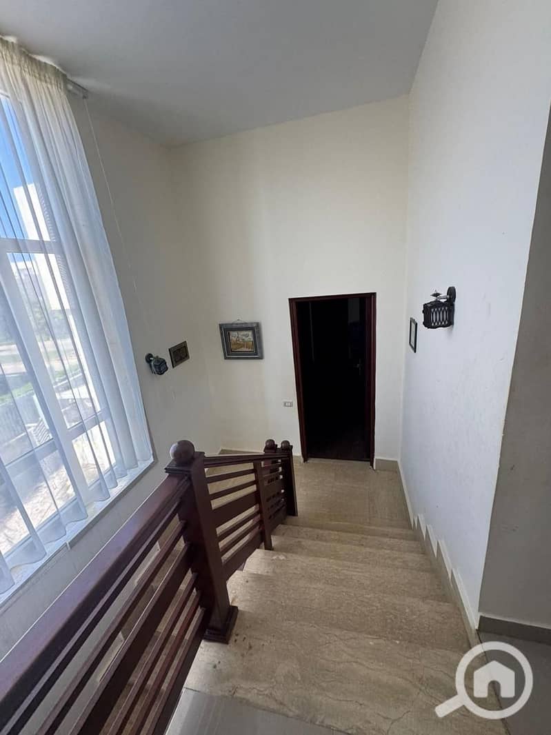 3 1ecb6e7f-1b91-45ed-b6c0-3a27a1141e2f. jpeg