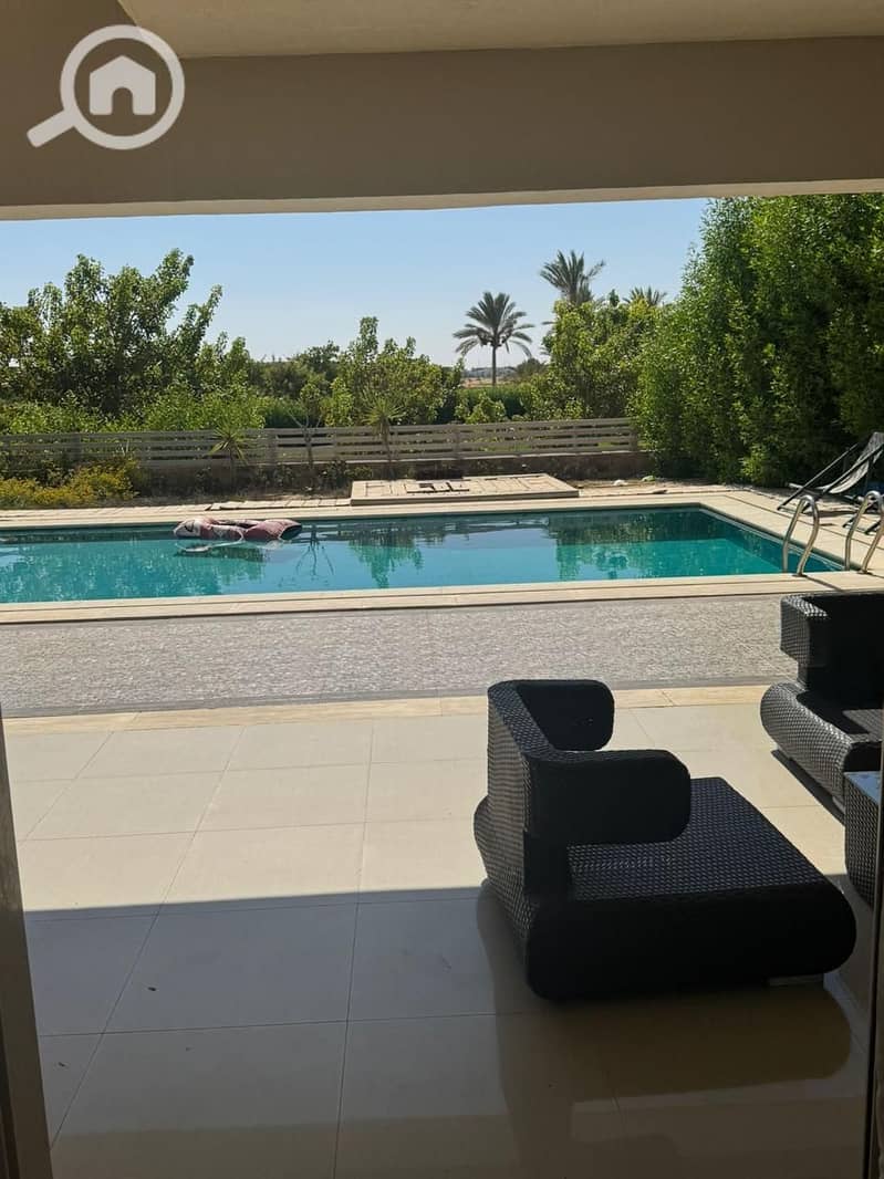 6 60ea7a7b-edb5-46d9-9b2f-16246efee647. jpeg