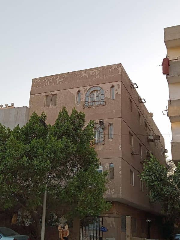 عماره سكنيه للبيع بحلوان
