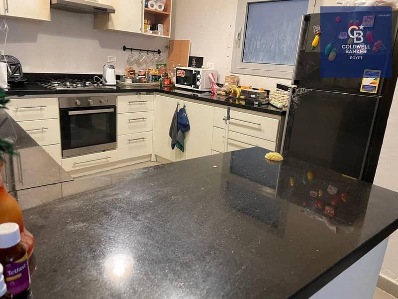 4 02c26d38-cfb9-448c-834c-f354437b0fa4. jpeg