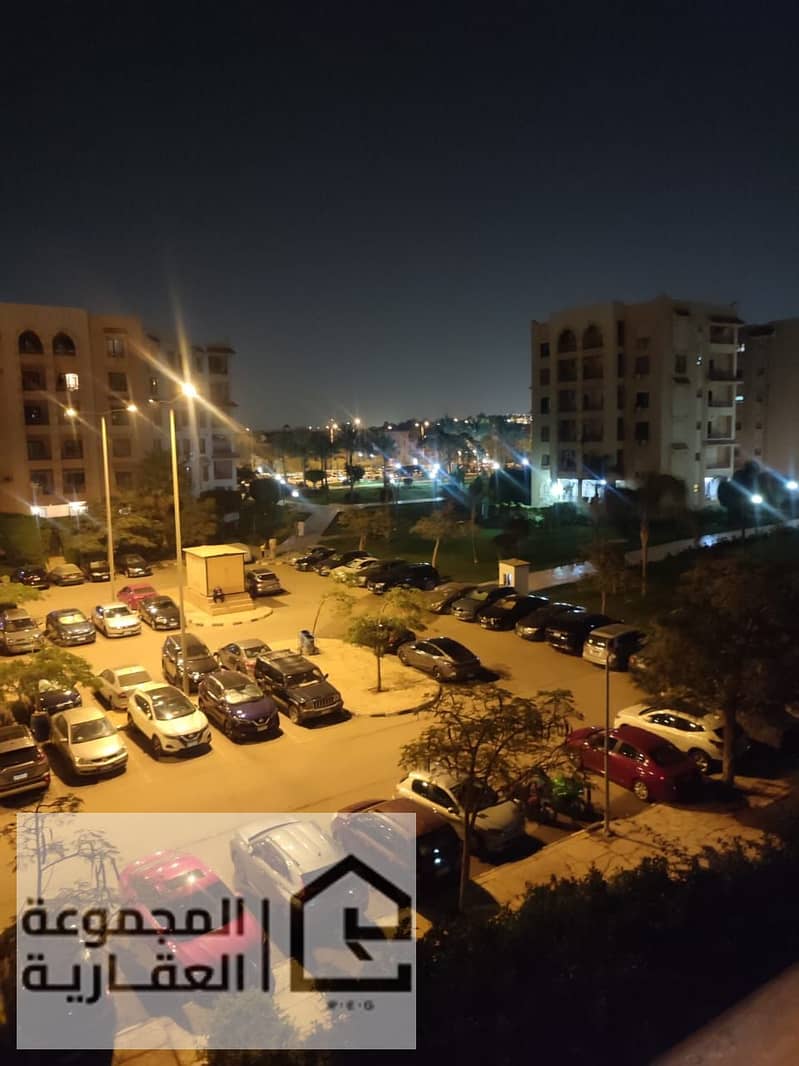 2 19212658-1a4e-4347-a1f8-e1cfeafbef34. jpg