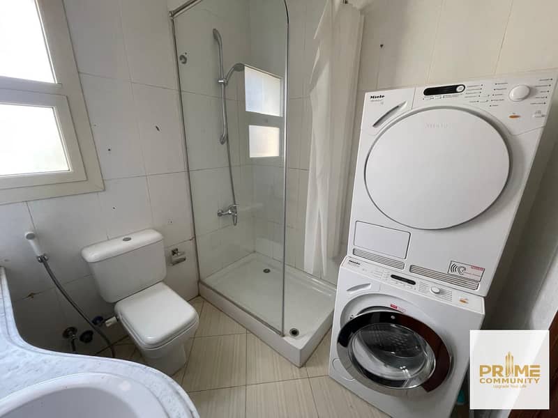 3 WhatsApp Image 2025-11-20 at 17.33. 13_d0d70e85. jpg