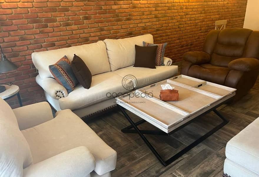 2 d071bdc0-e6d4-4354-b99d-4bb4697cf8a3. jpg