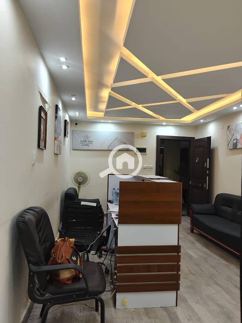 2 c4421bc4-334f-4d8f-a89f-0d043a655c98. jpg