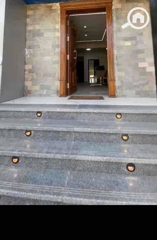 2 4403ddaa-f329-4099-8155-e6551d3426a5. jpg