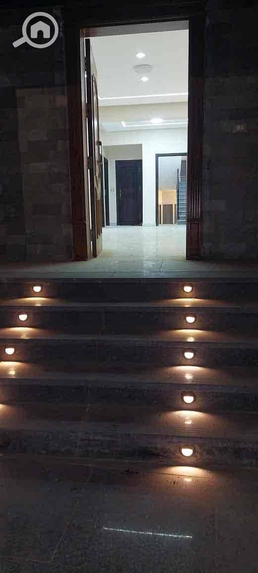 3 4d521d2b-cd38-4a34-b94f-2656a97e6fa5. jpg