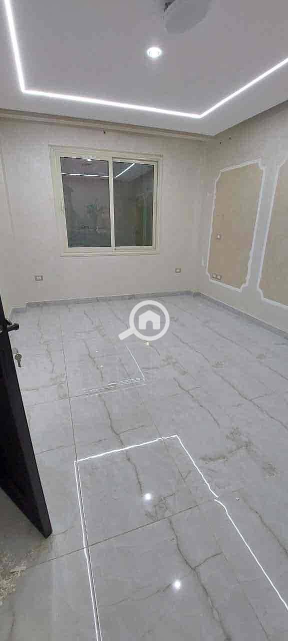 5 68f315d0-4a94-465b-81cf-f0aaf86f2bcd. jpg