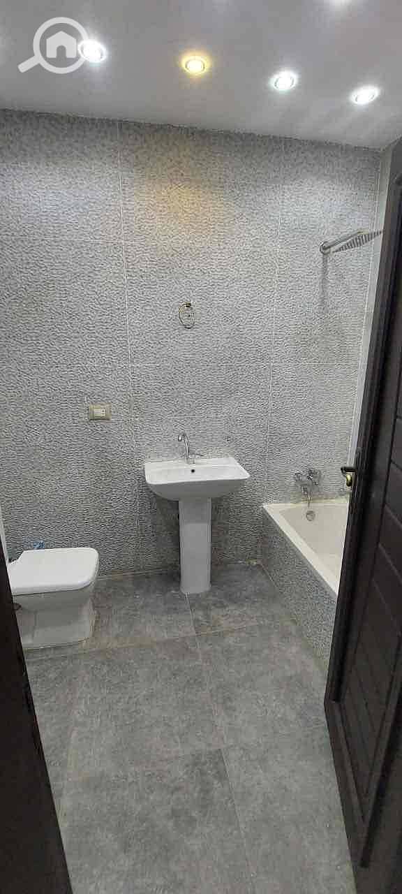 18 8c466223-3884-4f64-b281-232da3d3b036. jpg