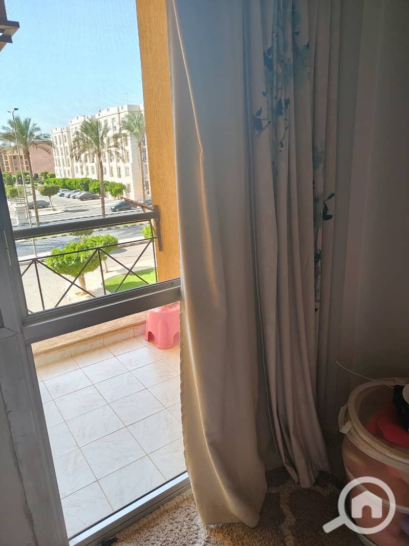 9 1e53e843-1329-4217-9156-3e49a3c163b5. jpeg