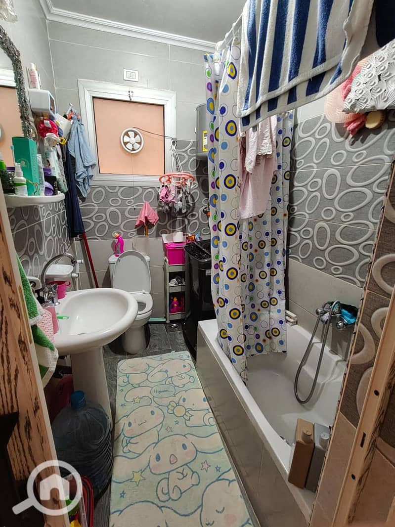 11 21e54229-5862-4bee-8388-3220583c6f78. jpeg