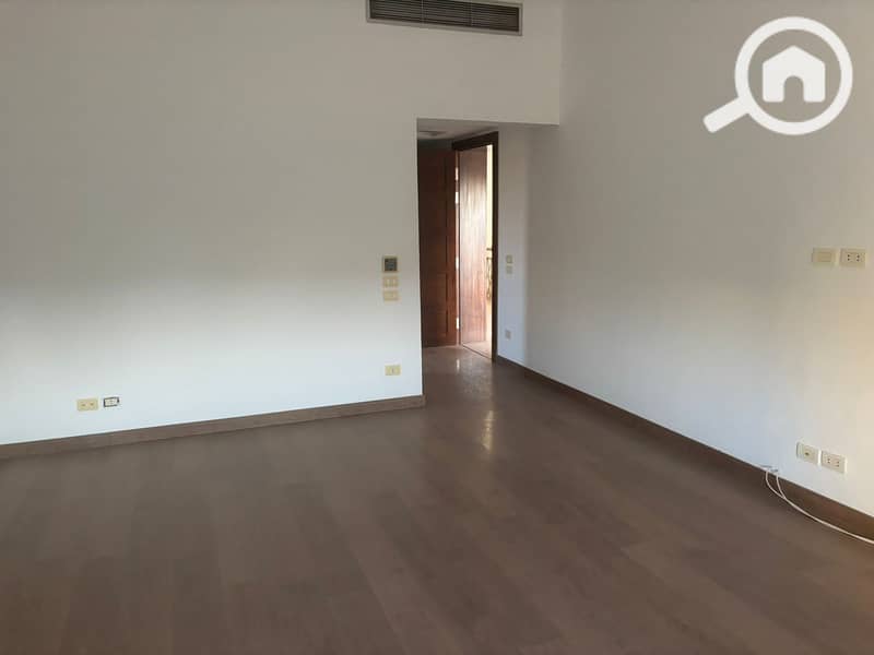 4 WhatsApp Image 2025-11-24 at 11.30. 25 AM (2). jpeg