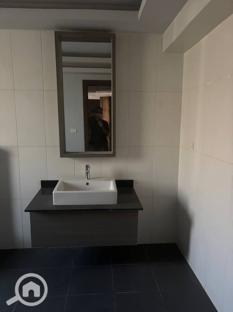 20 WhatsApp Image 2025-11-24 at 11.30. 18 AM (2). jpeg