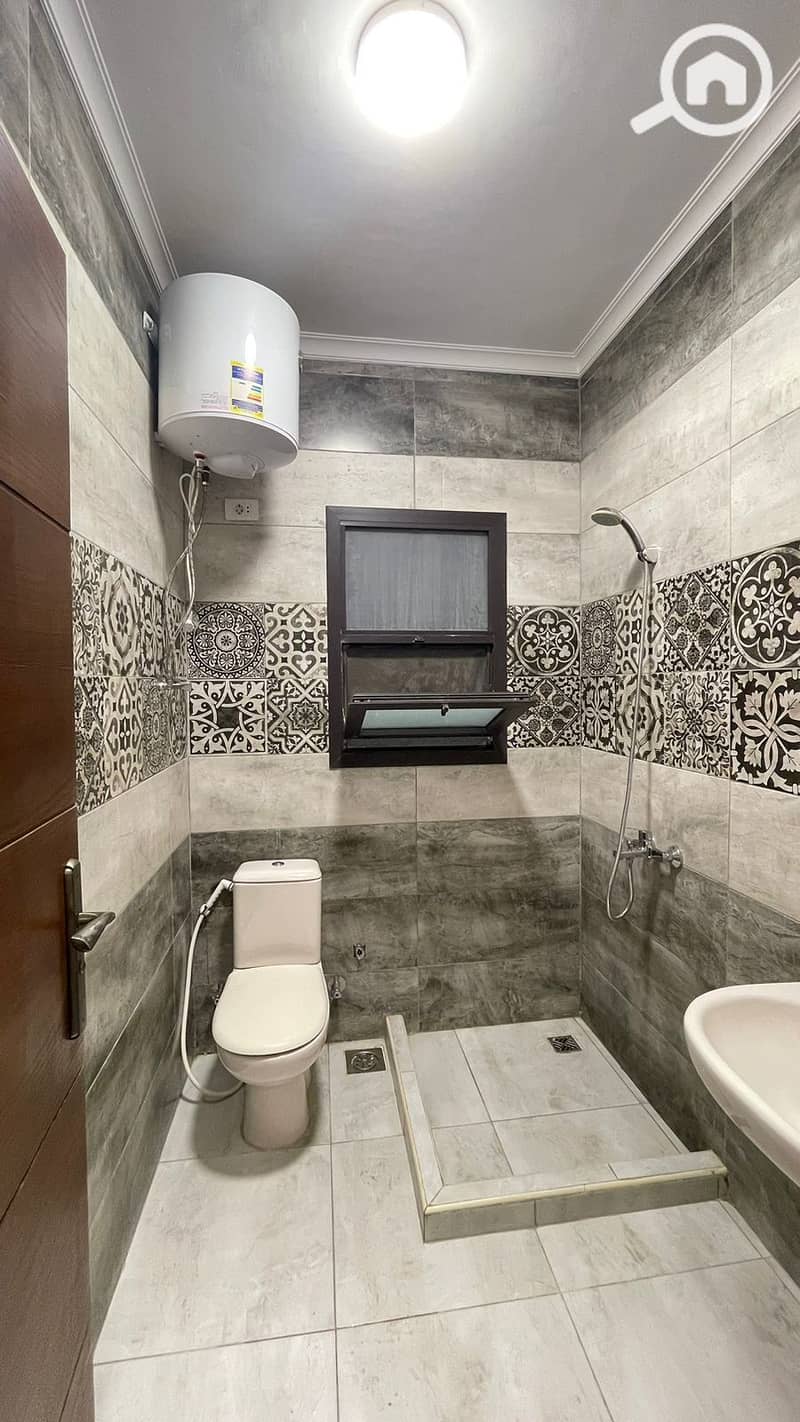 11 WhatsApp Image 2025-11-24 at 10.42. 01 AM. jpeg