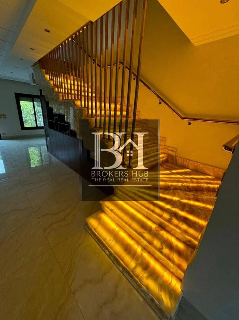 5 1449a170-0372-40ec-a2e3-62c10c36e4a5. jpeg