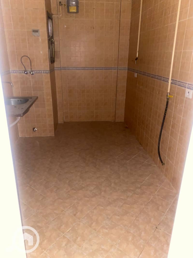 5 aa9f6447-a39a-48ee-8154-945907ec7db3. jpeg