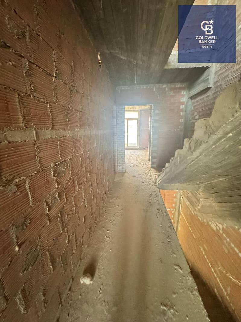 4 5c731800-a8fa-4e68-87d7-ab68ada9d36b. jpeg