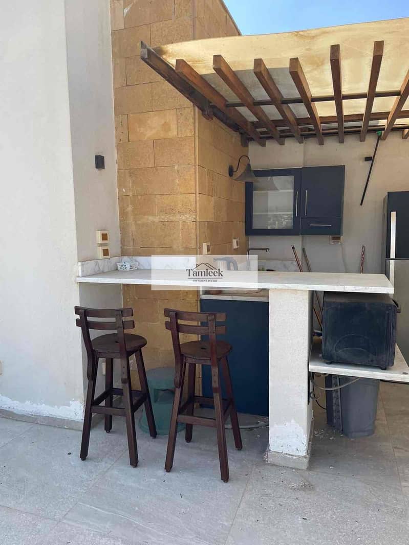 6 8df6cccb-38b7-4a55-8398-68b7d88c6f4e. jpg