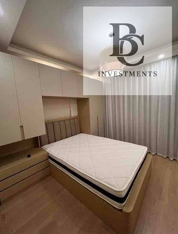 4 ceb85880-7bb5-462c-8a69-85d5e8c5c472. jpg