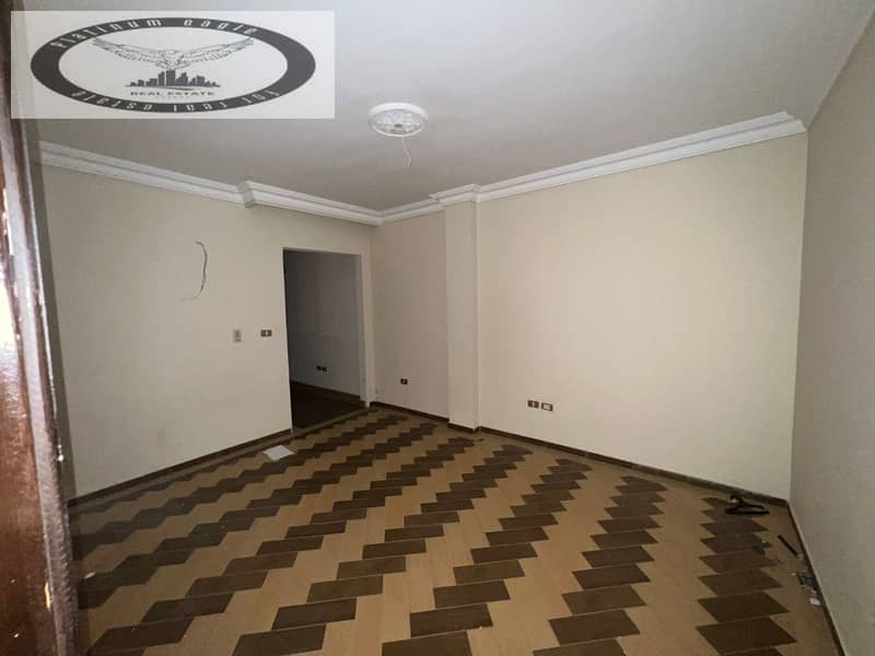 9 fda0d07c-be20-49cb-a7bf-d9d3873d1221. jpg