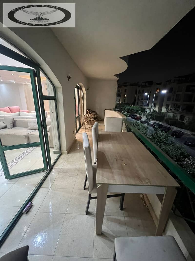 12 526a2ae9-3820-4e62-9669-2c37868764a9. jpg