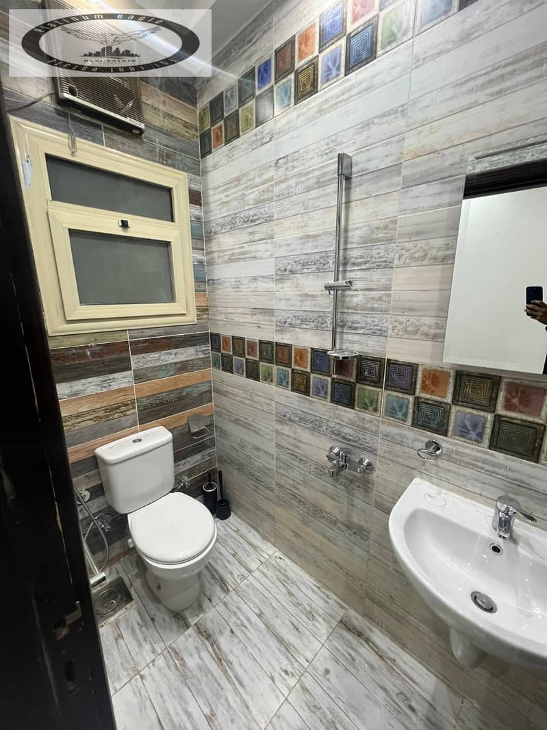 7 683813f9-aadc-4a2e-a118-721c1d54bf90. jpg