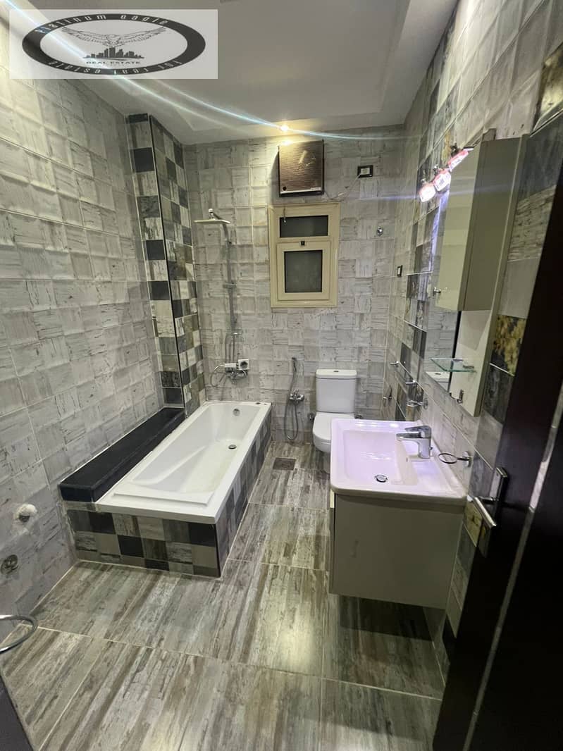 8 a9821686-bb89-4341-b30a-e918dd0a152c. jpg