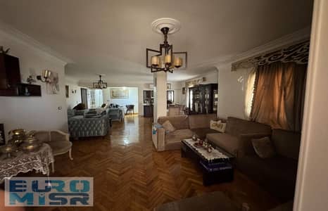 3 Bedroom Flat for Sale in Nasr City, Cairo - IMG-20251106-WA0193. jpg
