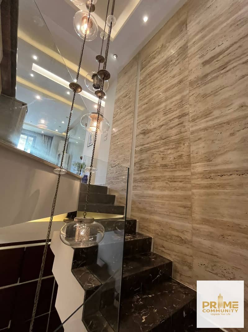 6 WhatsApp Image 2025-11-20 at 18.43. 00_f151a6e7. jpg