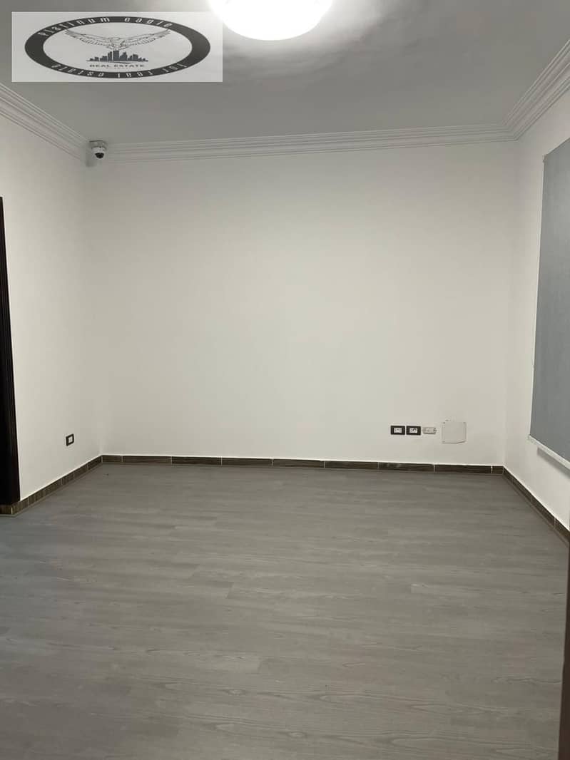 9 a94ecc93-a6c3-4080-8e60-f204dbd6c275. jpg