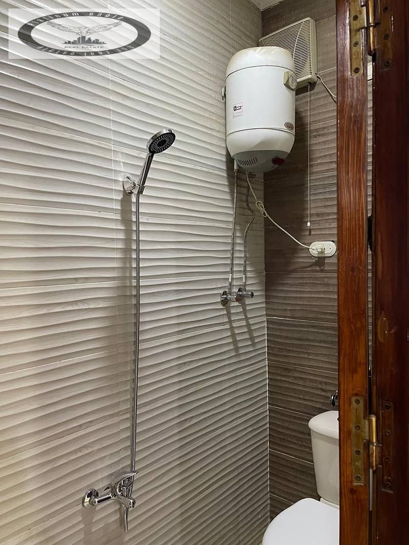 12 5cae886a-3acb-4911-8181-519014cd05ab. jpg