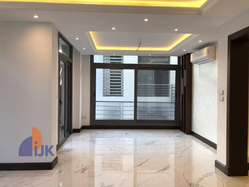 WhatsApp Image 2025-10-22 at 17.02. 32_be990941. jpg WhatsApp Image 2025-10-22 at 17.02. 32_be990941. jpg