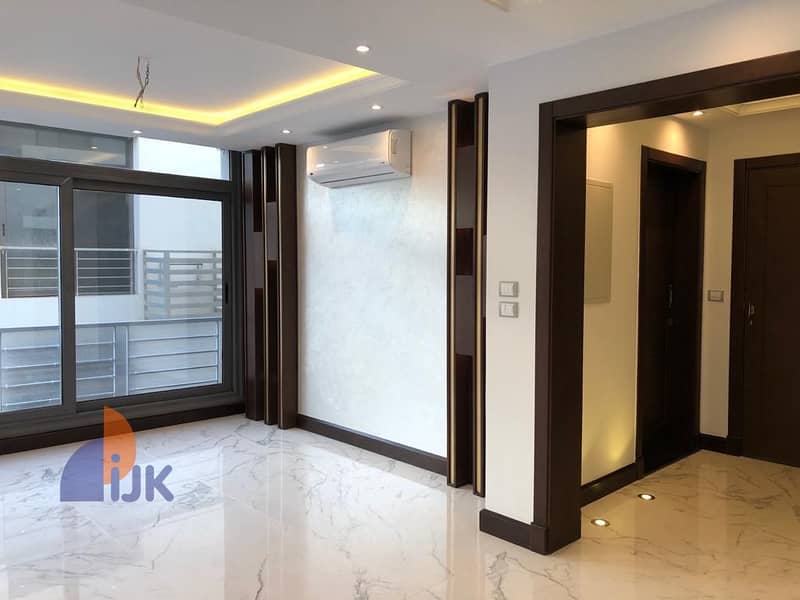 3 WhatsApp Image 2025-10-22 at 17.02. 32_527ff996. jpg