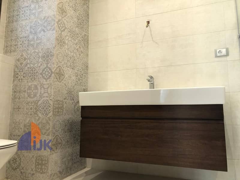 14 WhatsApp Image 2025-10-22 at 17.02. 43_d2115bbb. jpg