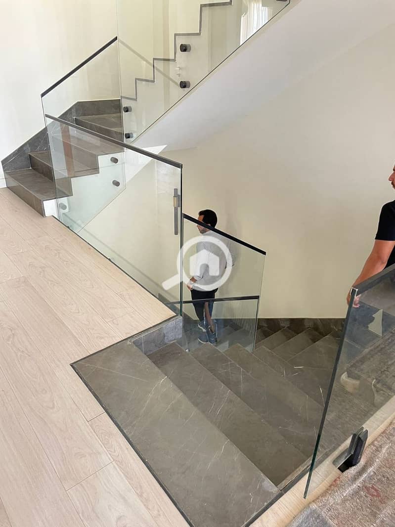 2 photo_2025-03-07_22-52-33. jpg