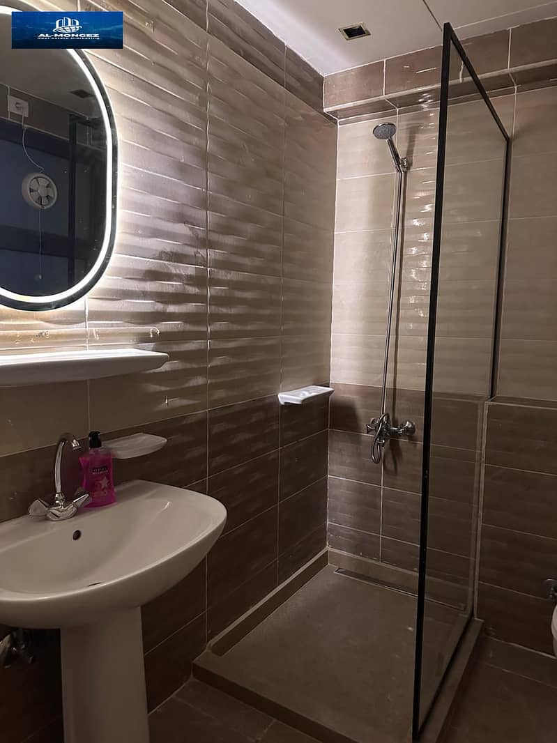 8 WhatsApp Image 2025-11-24 at 20.17. 16_263f0161. jpg